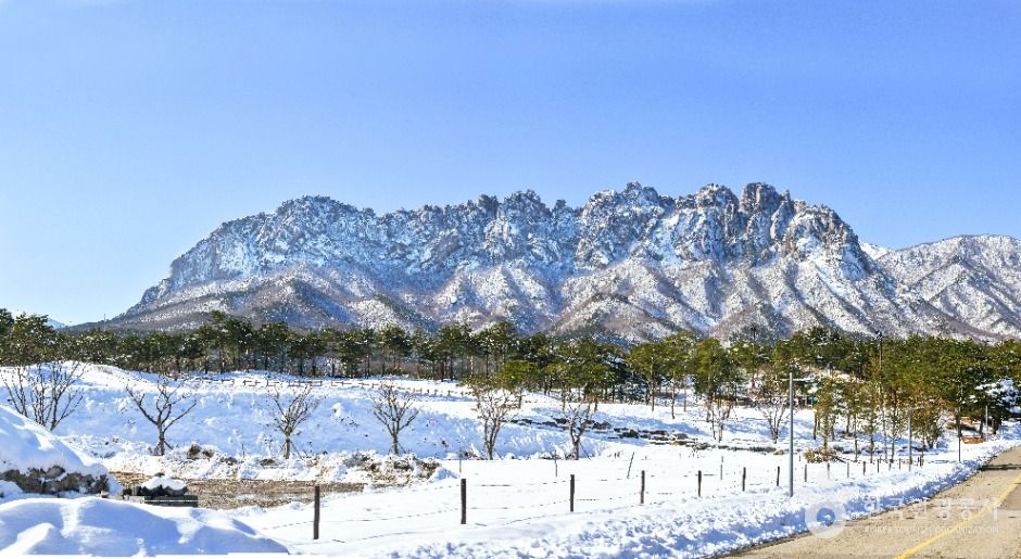 Ulsanbawi ridge of Seoraksan covered in snow in winter